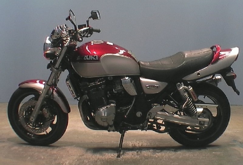 スズキイナズマ1200　GV76A　リアサス イナズマ1200 リアサスペンション 左右 スズキ 純正 中古 バイク